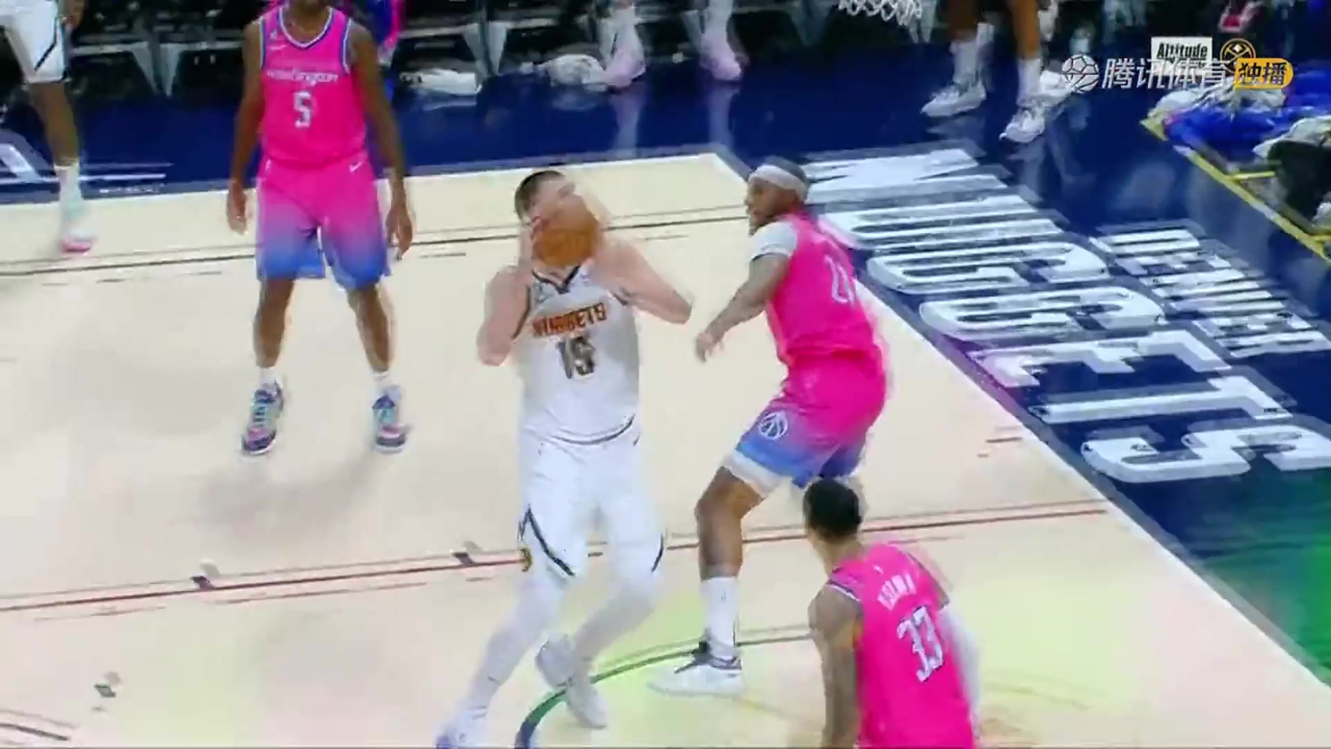 這效率要沖三連MVP？約基奇20中17爆砍43分14板8助5斷皆全隊最高（約基奇砍32分20籃板10助攻）