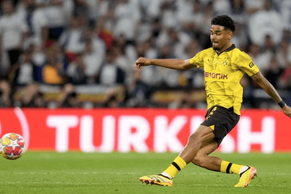 馬特森希望留在多特蒙德而球隊(duì)對(duì)高昂轉(zhuǎn)會(huì)費(fèi)持觀望態(tài)度